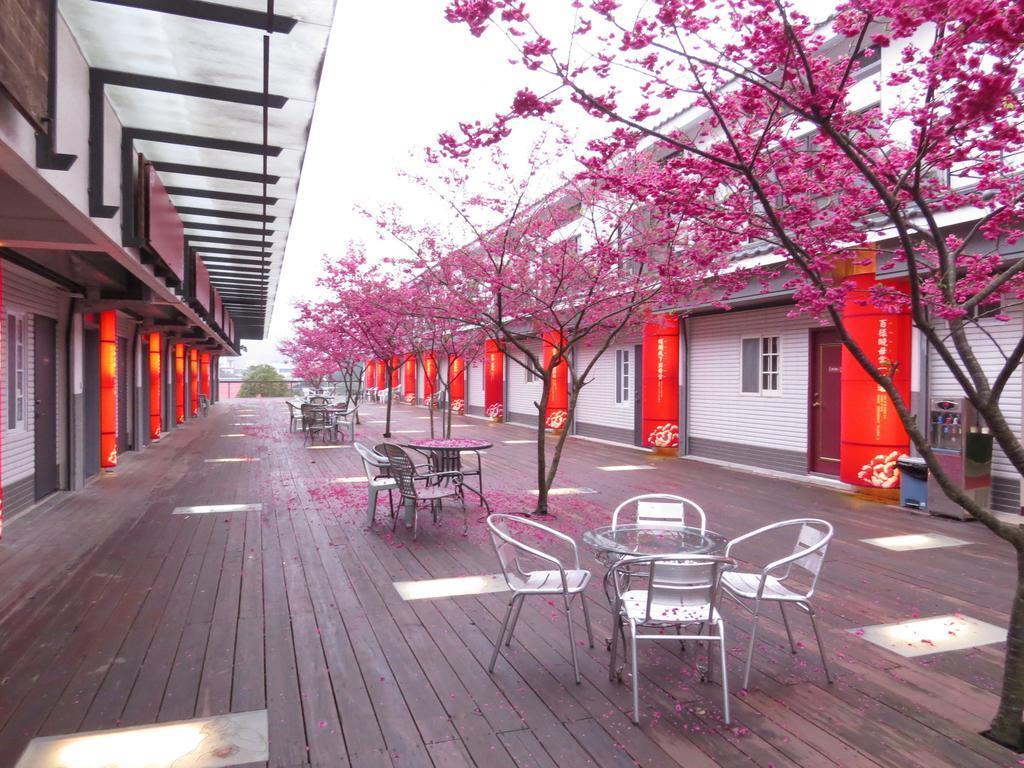 Sanyi Sakura Resort Exterior photo